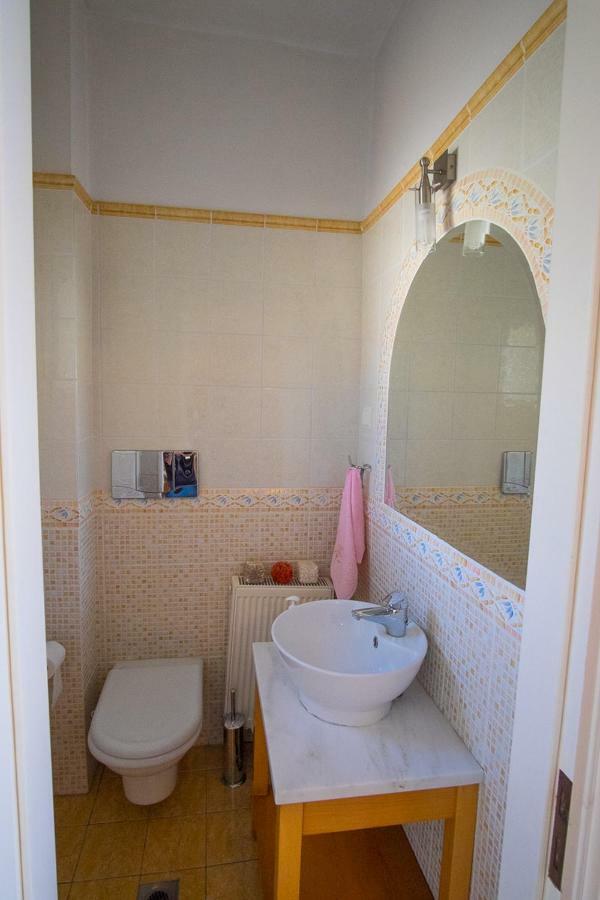 Paris Seaside Villa Pandokrátor Eksteriør billede