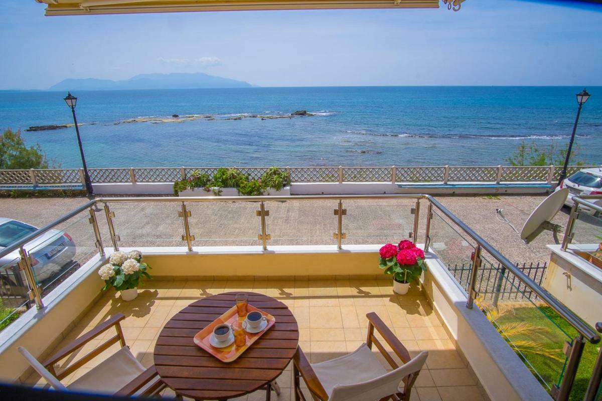Paris Seaside Villa Pandokrátor Eksteriør billede